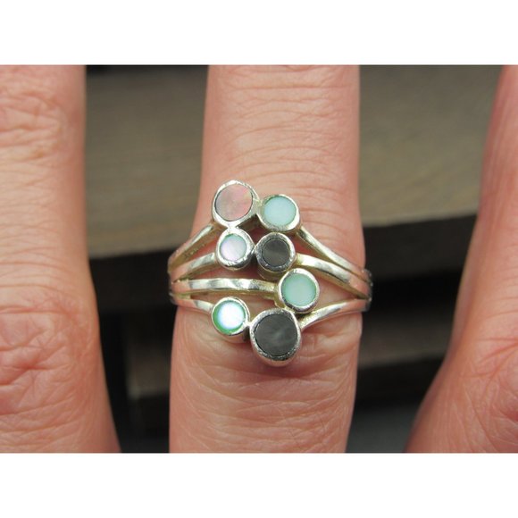 Size 8.5 Sterling Silver Various Shell Inlayed Circles Band Ring Vintage - Picture 2 of 6